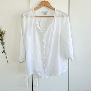 Tommy Bahama White Button Down Blouse • Sz S